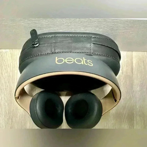 Beats by Dr. Dre Studio 3 Wireless Bluetooth Headphones Shadow Gray Beige Gold - Picture 6 of 11